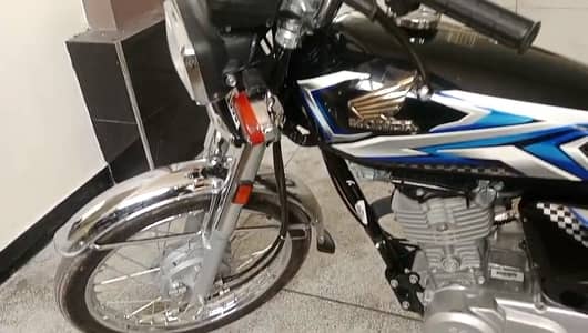 Honda CG 125 2025