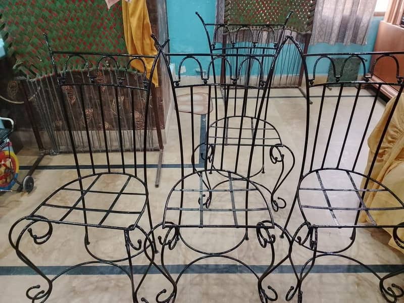 dining Table with 4chairs 0