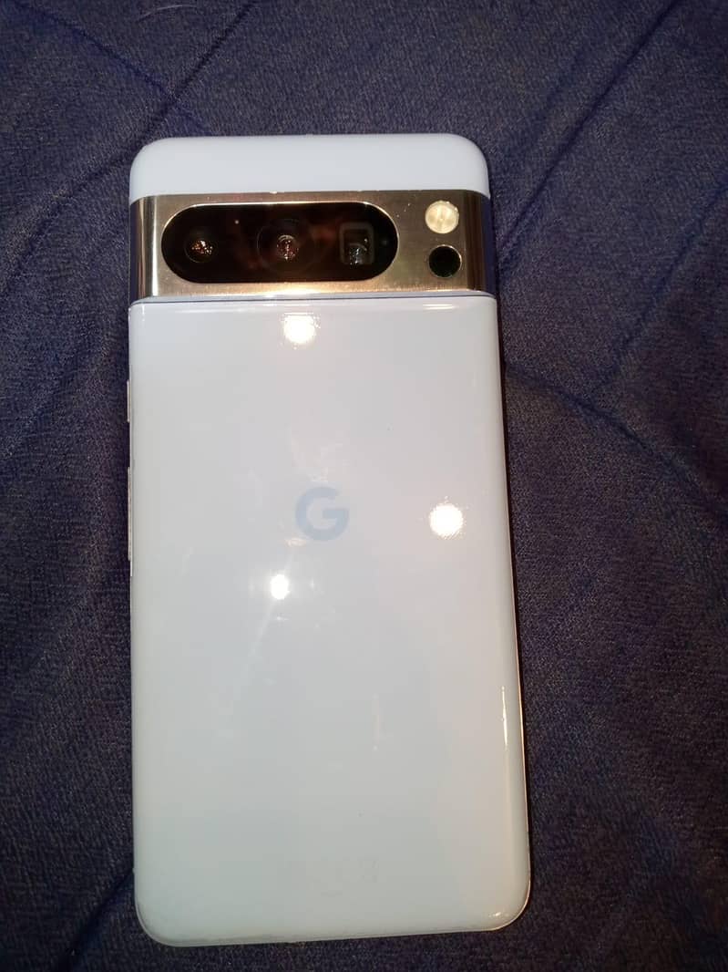Google Pixel 8 Pro 0