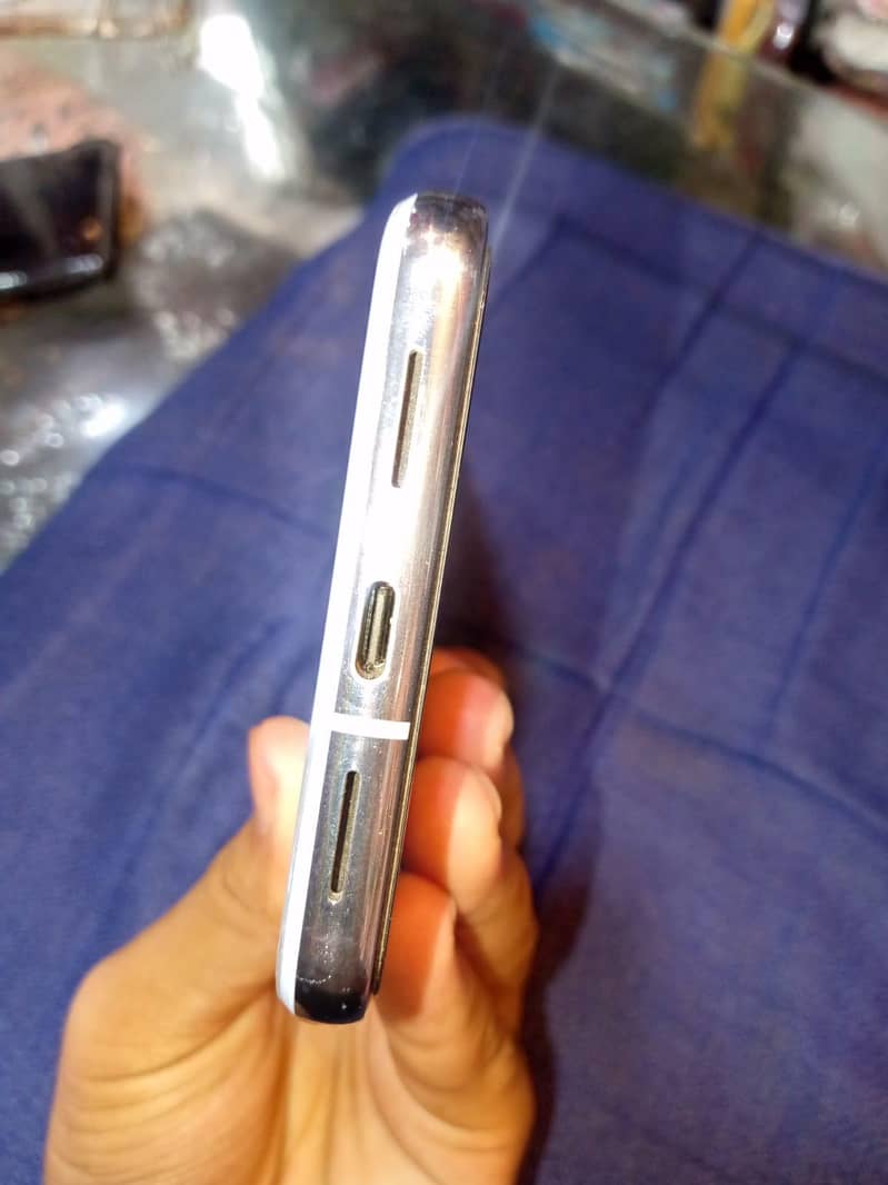 Google Pixel 8 Pro 1