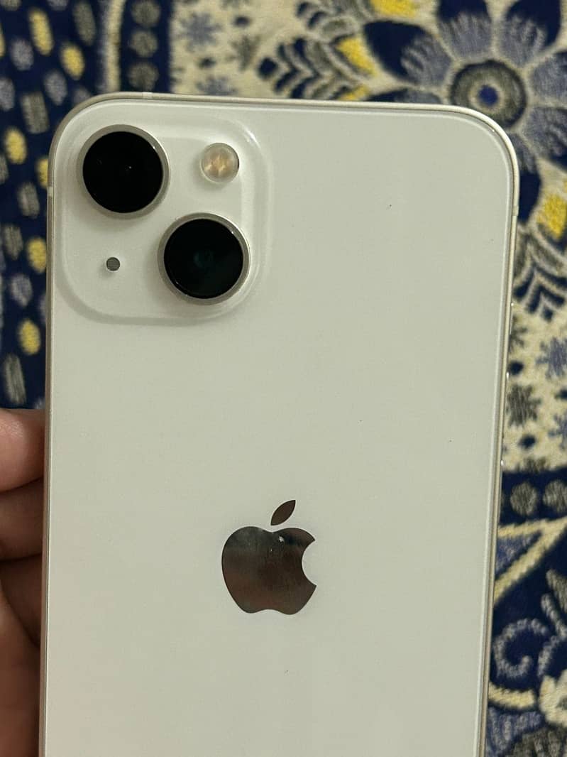 Apple iPhone 13 1