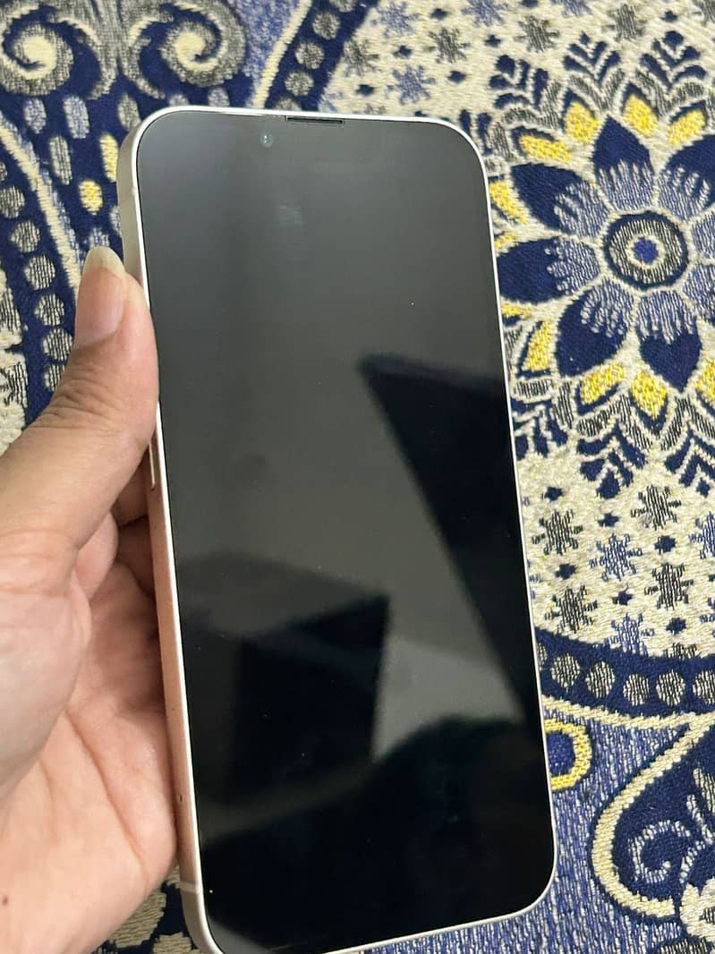 Apple iPhone 13 3