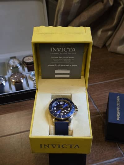 Invicta Pro Diver 21846 - Bold Blue & Gold Sports Watch - Full Set