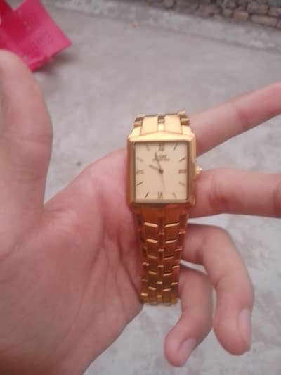 A_one original Japan vintage   15 years old watch with mint condition