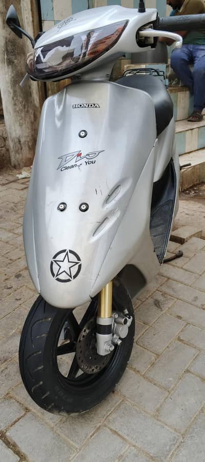 HONDA DIO 2 STROKE SELF START JAPANESE SCOOTY
