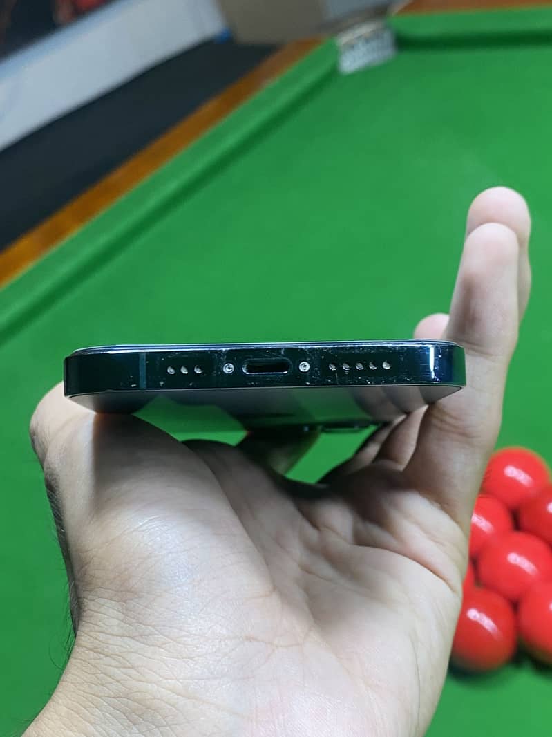 Apple iPhone 12 Pro 3