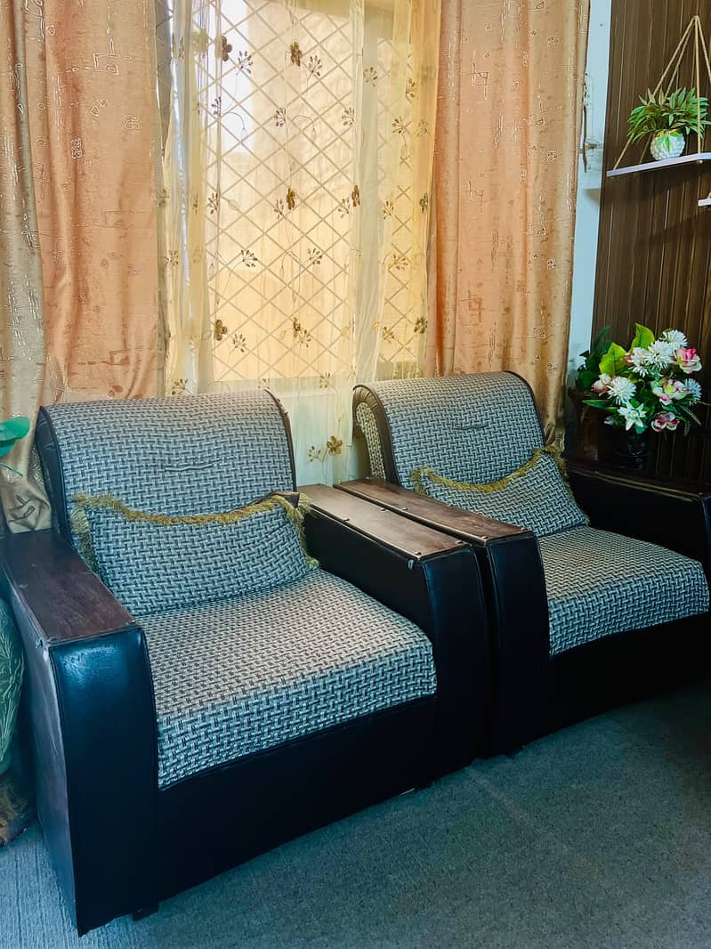 7 seater sofas set 0