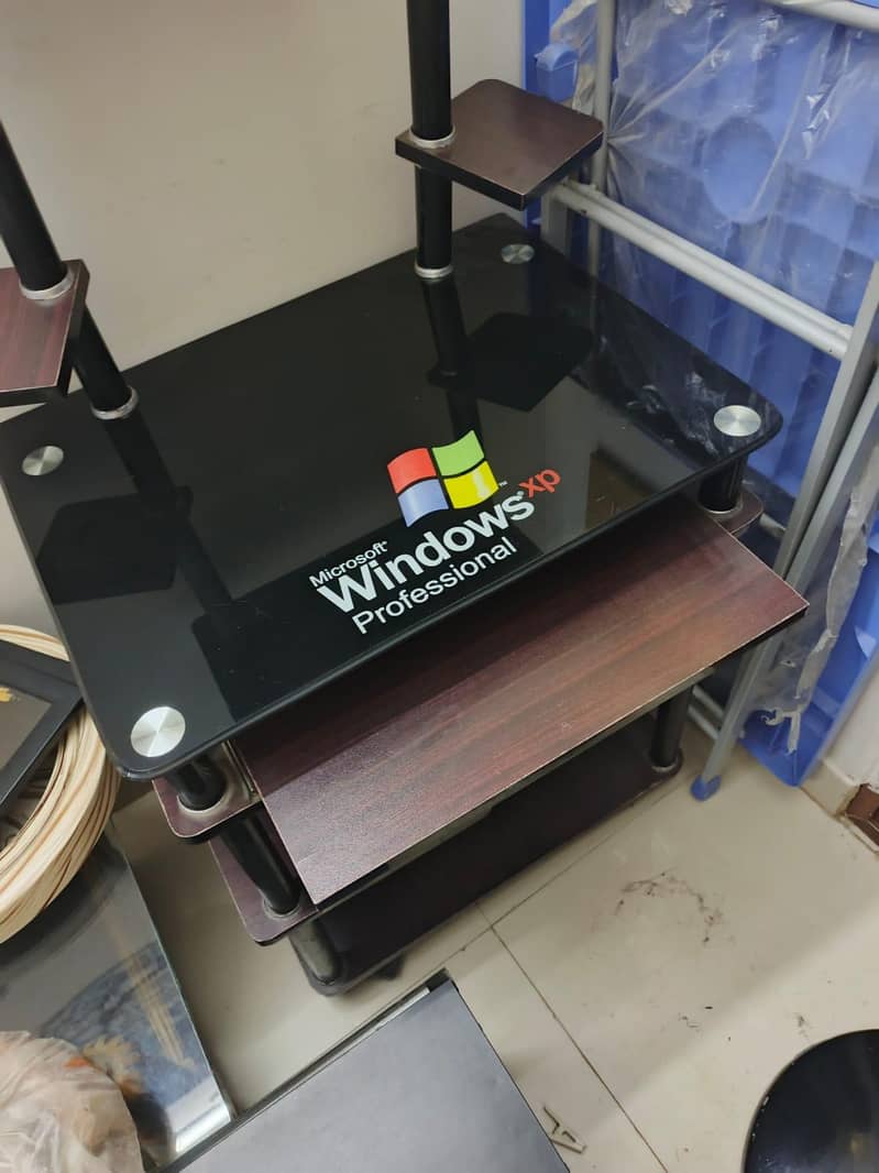 computer trolly 4