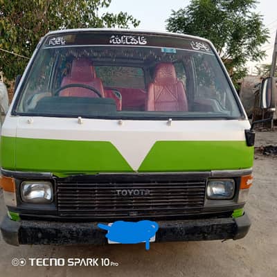 TOYOTA HIACE DIESEL VAN FOR SALE