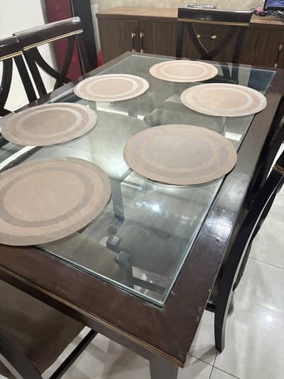 Dining table for sale