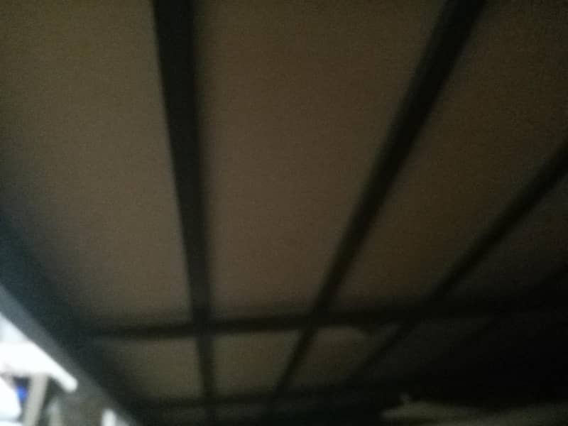 bed with mattres 9