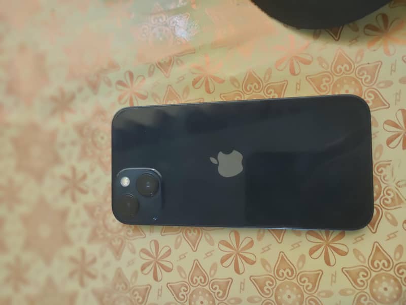 Apple iPhone 13 1