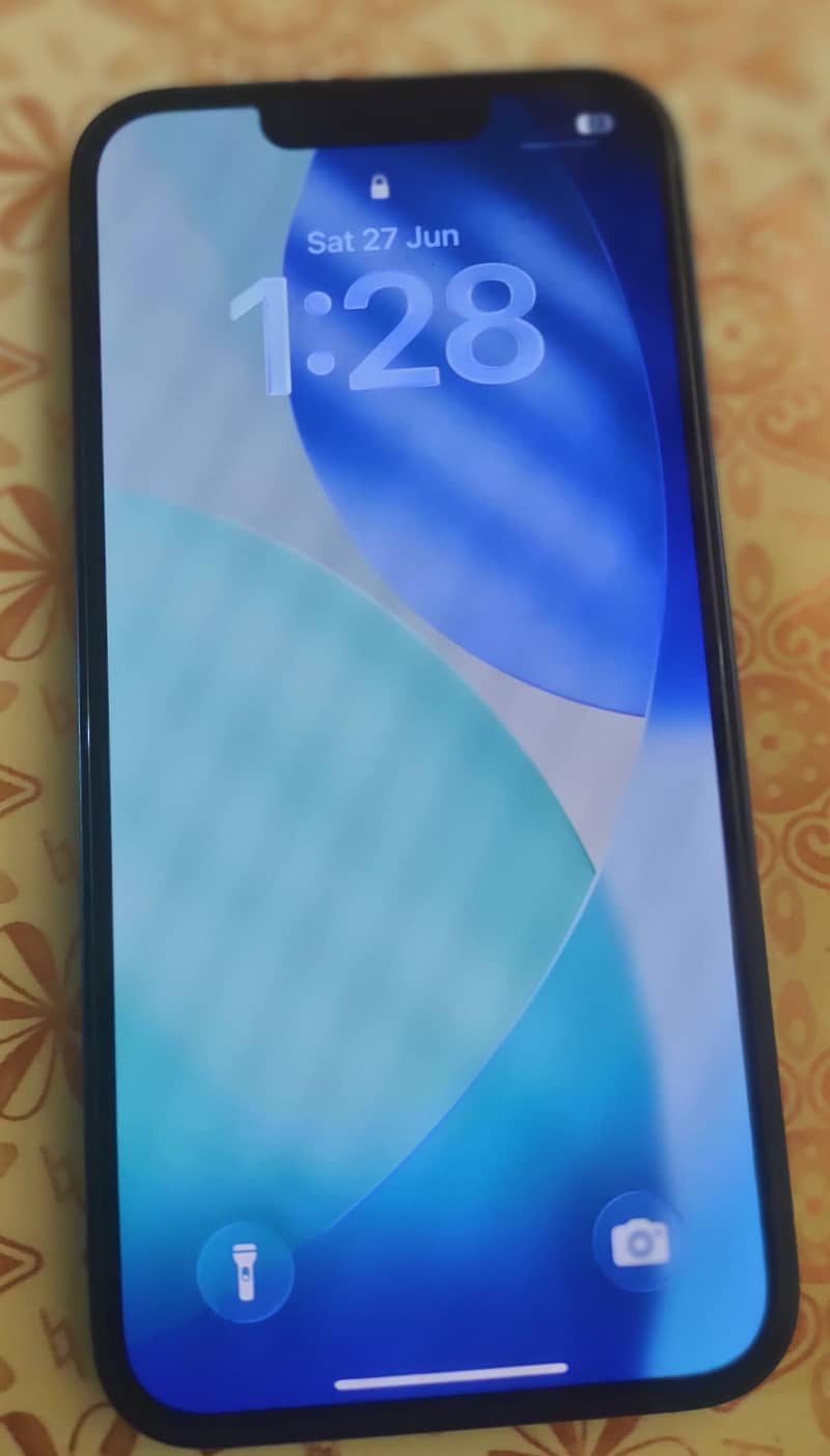 Apple iPhone 13 2