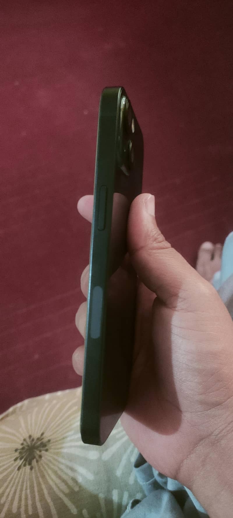 Apple iPhone 13 6