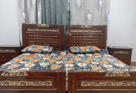 Chenoty 2 kids beds & 2 satooly