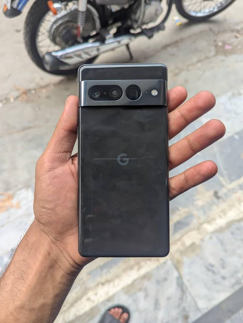 Google Pixel 7 Pro 0