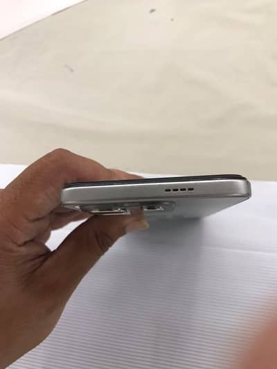 Infinix Hot 50i