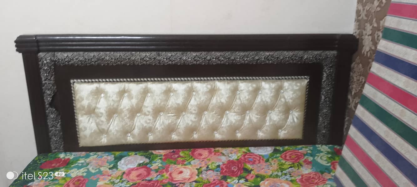 king size bed 1