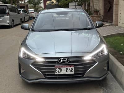 Hyundai Elantra 2024