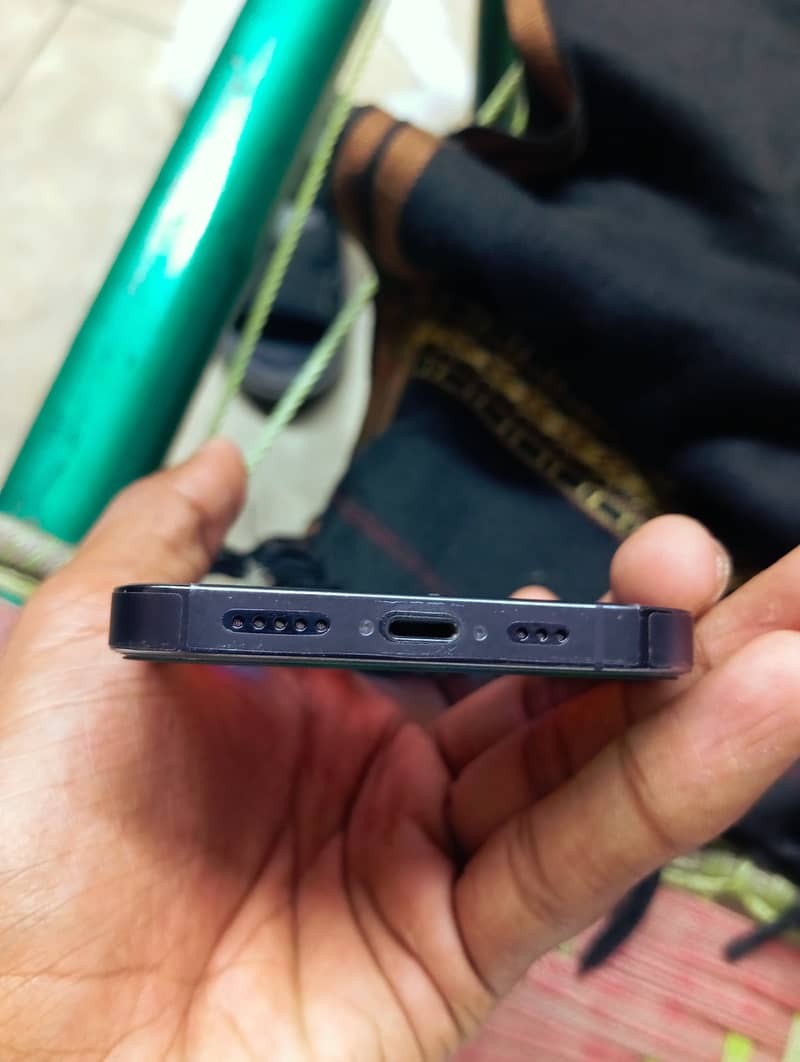 iPhone 14pro 3