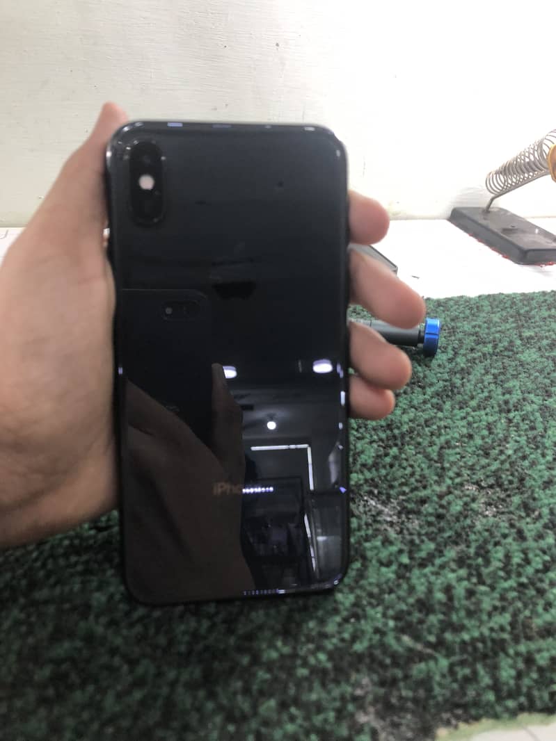 Apple iPhone X 0