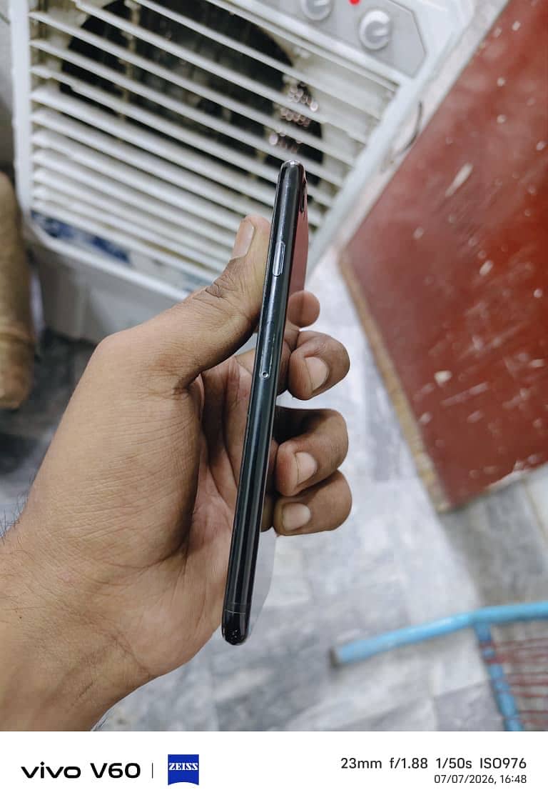 Apple iPhone 7 1