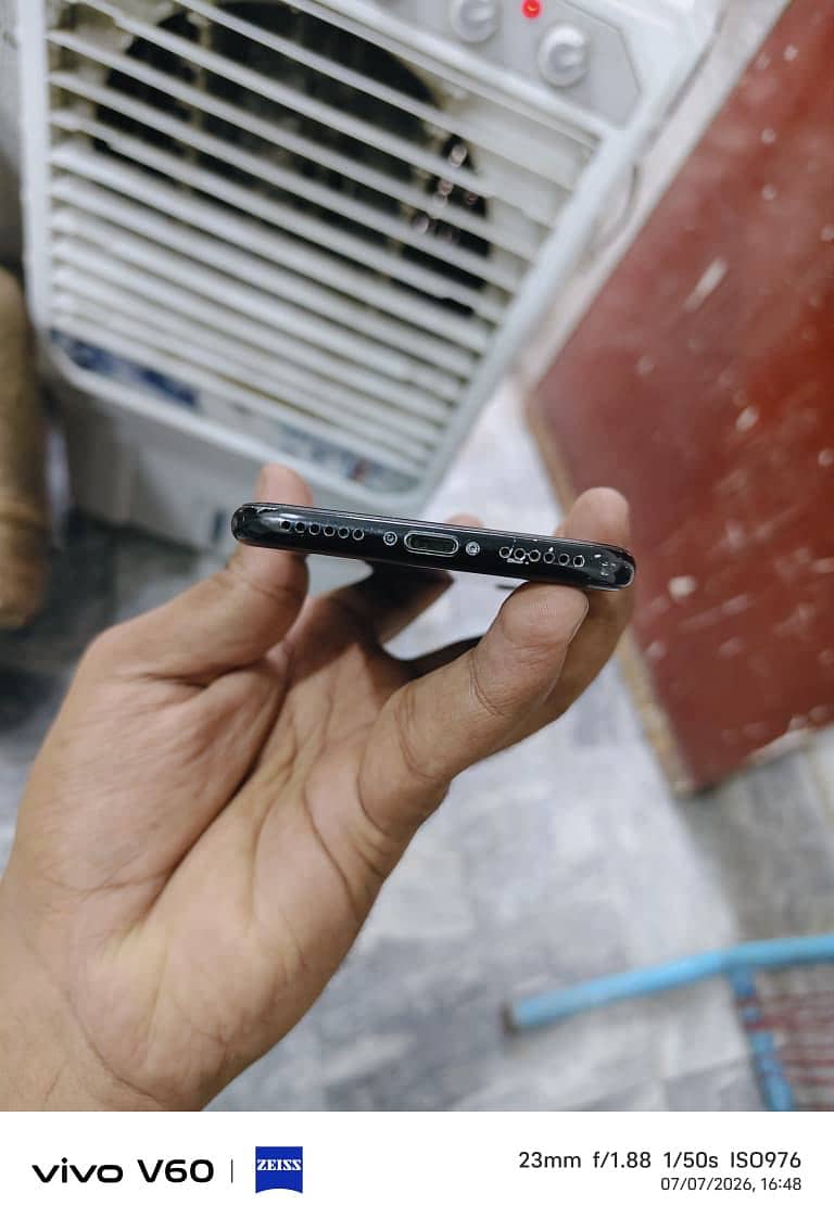 Apple iPhone 7 2