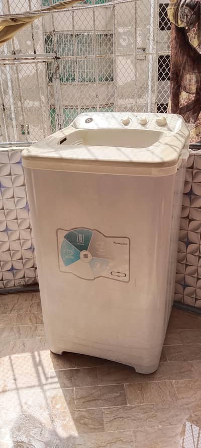 Super Asia Washing machine on Off white color