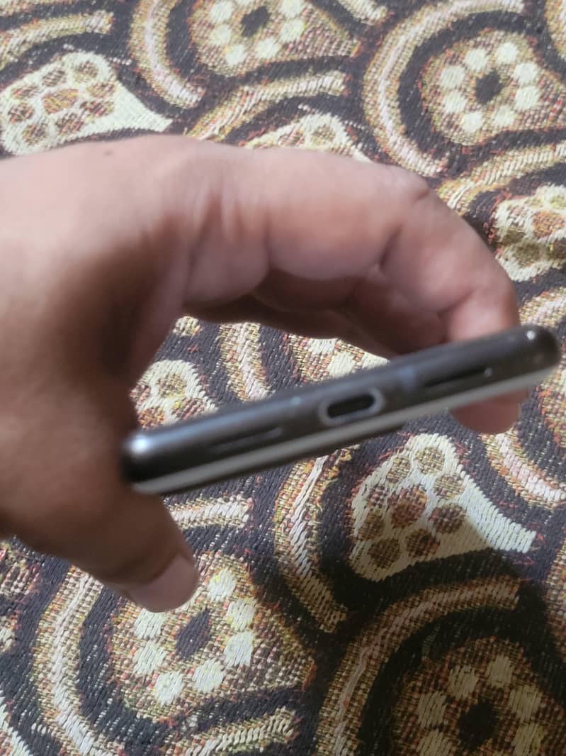 Google Pixel 6 3