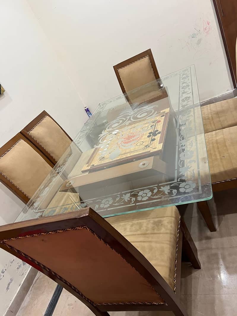 premium Six setter Dining table 2