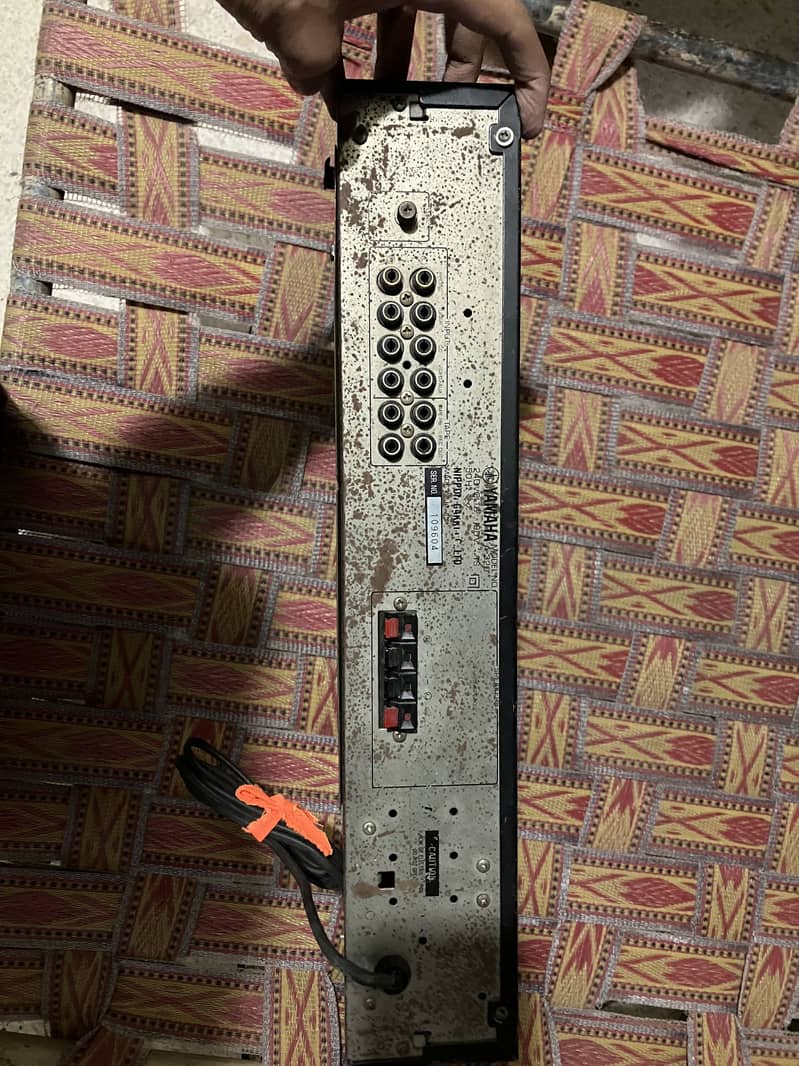 2 Amplifiers 6