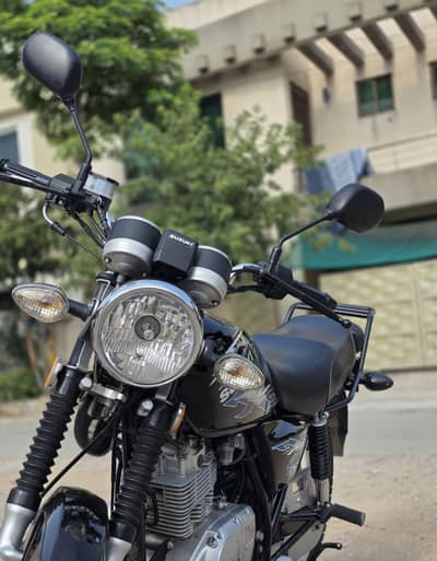 Suzuki GS 150 SE