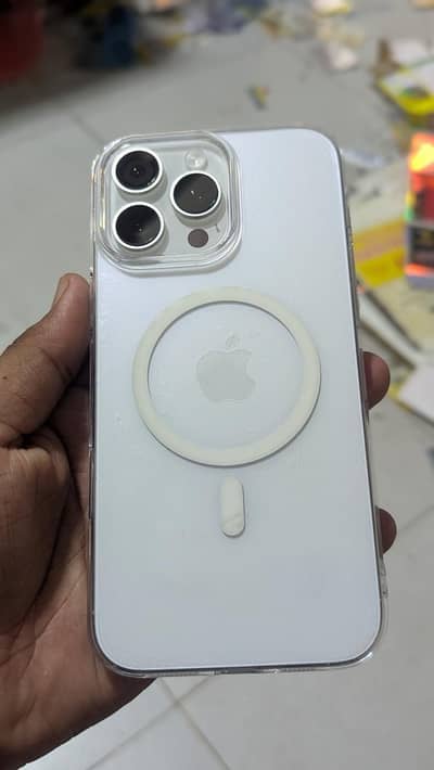 Apple iPhone 16 Pro Max