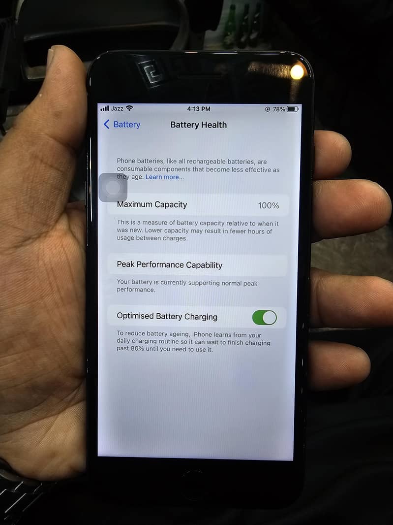 Apple iPhone 7 Plus 2
