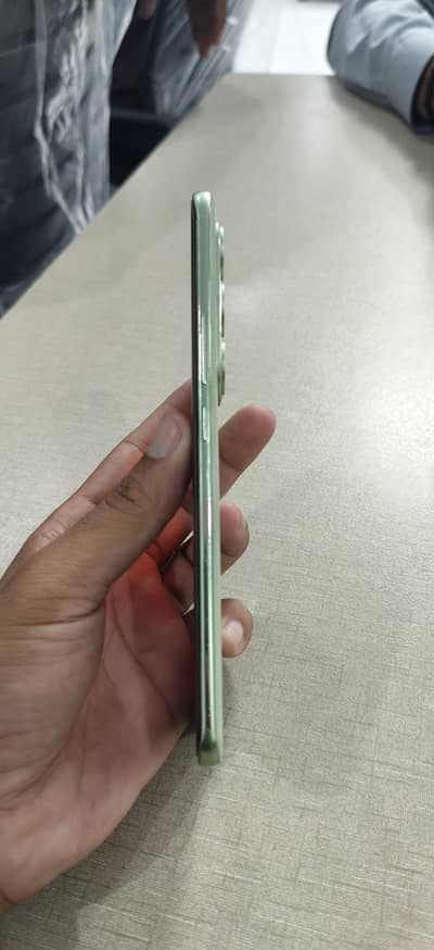 Tecno Spark 40 pro plus 8/256
