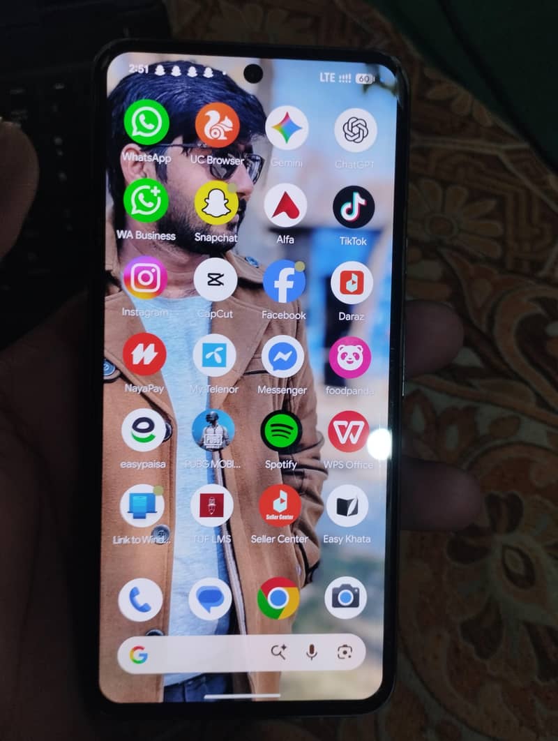 Google Pixel 8 5