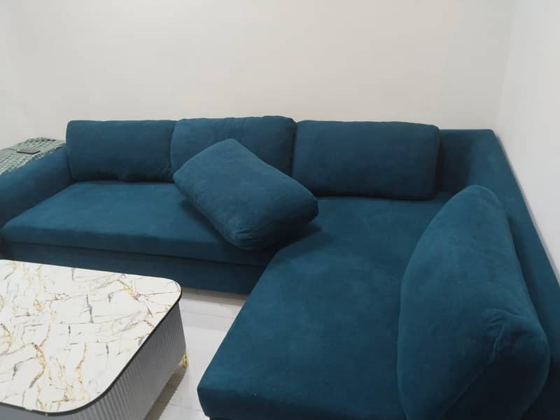 Sofay 7 seater New condition 10 Sal guarantee ke sath Hai 1