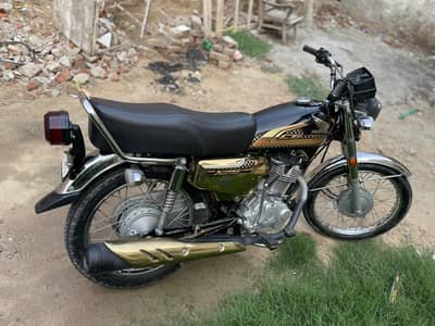 Honda cg125 se golden edition