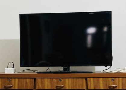 Samsung LED 40Inch Full HD +Remote Control **Pickup Karachi Only **