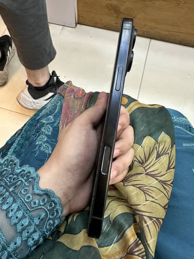 Apple iPhone 16 Pro Max jv