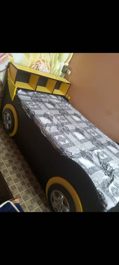 babies bed