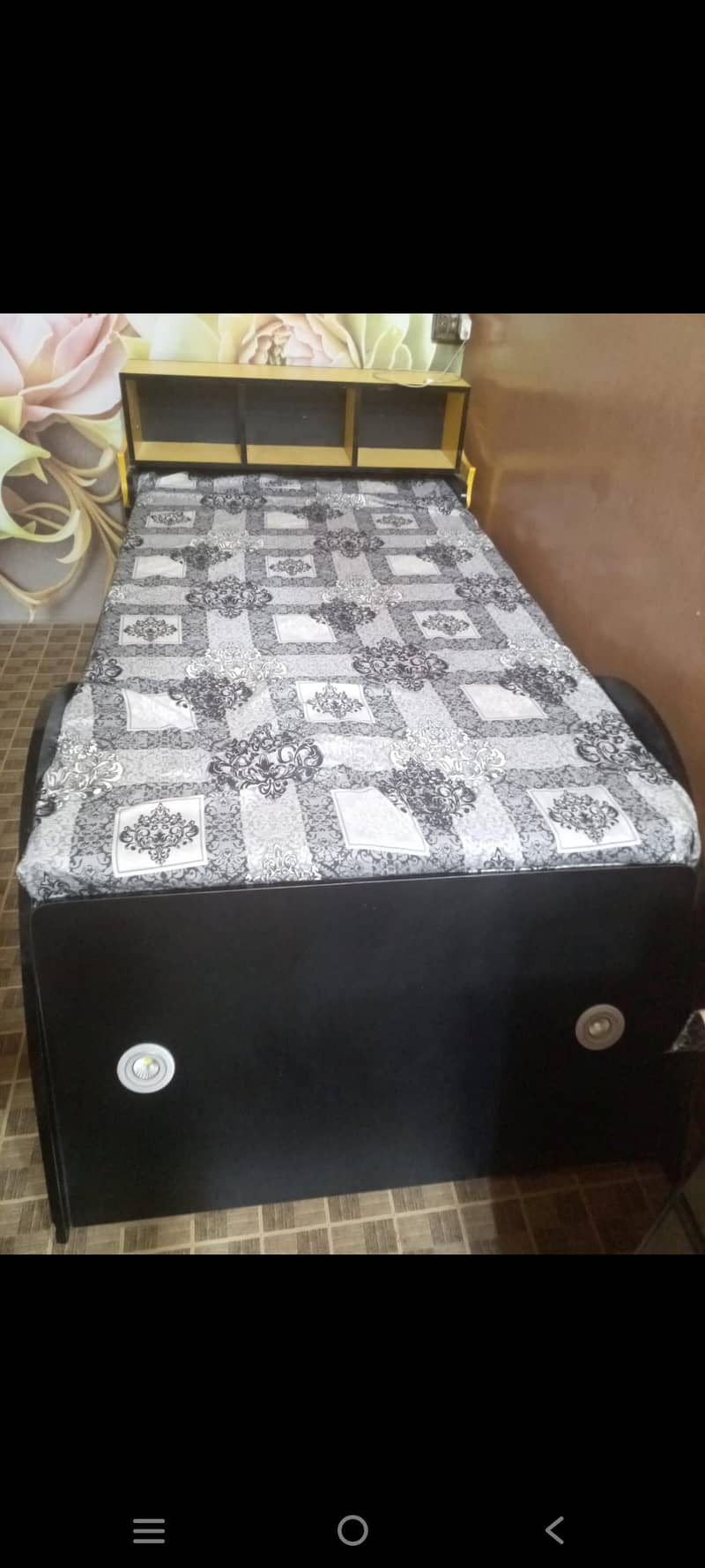 babies bed 2