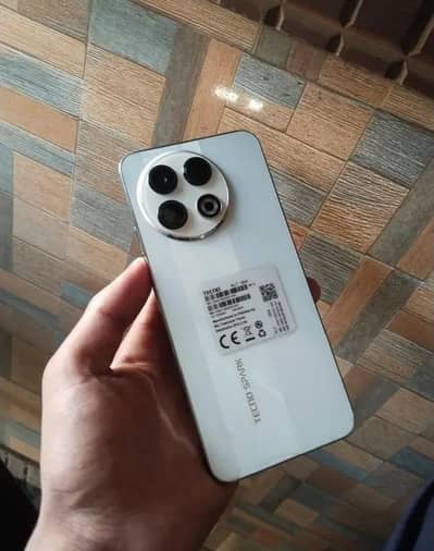 Tecno SPARK 30 Pro