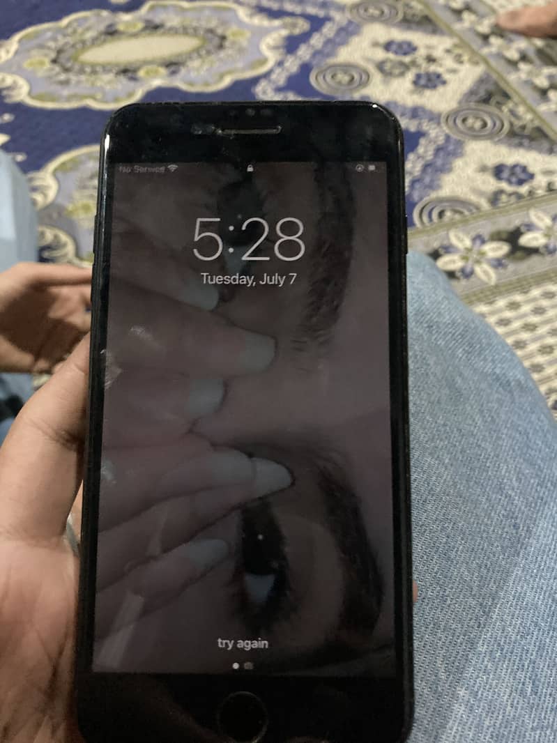 Apple iPhone 7 Plus 1