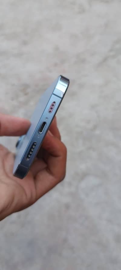 Apple iPhone 13 Pro Max battery health 86%
