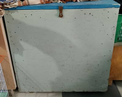 2 Wooden Boxes