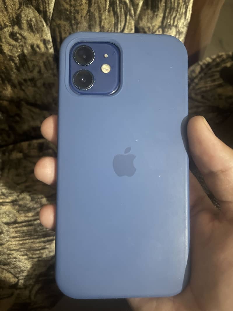 Apple iPhone 12 10