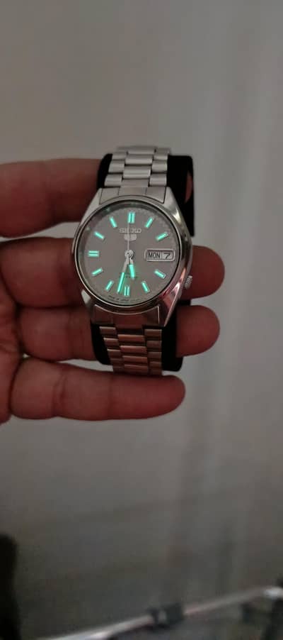 jenuine Seiko orient citizen westend available for serious buyer