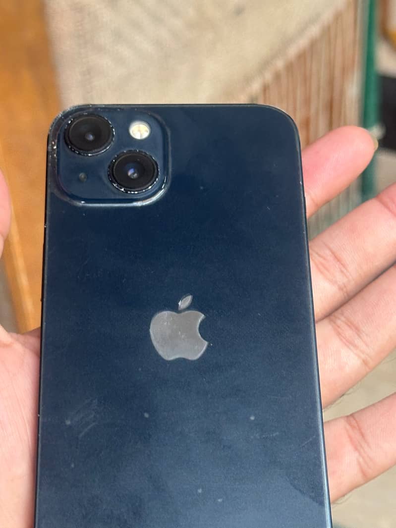Apple iPhone 13 0