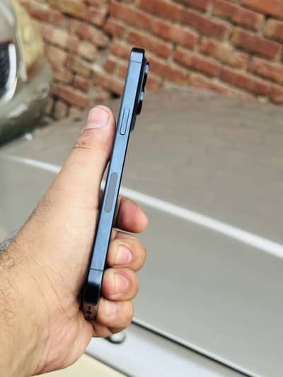 Iphone 15 pro max Factory unlocked non pta